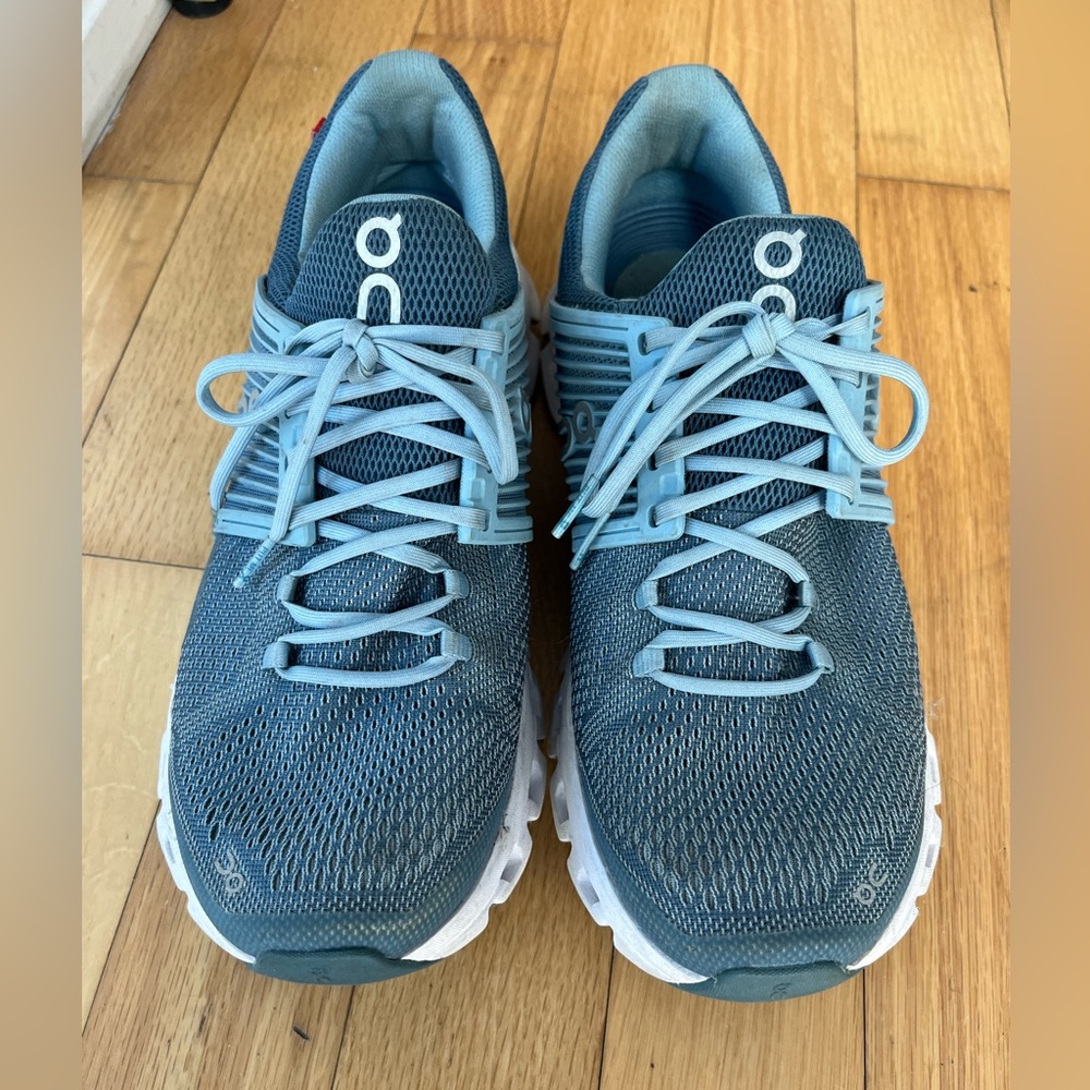 On cloud cloud swift running shoe womens